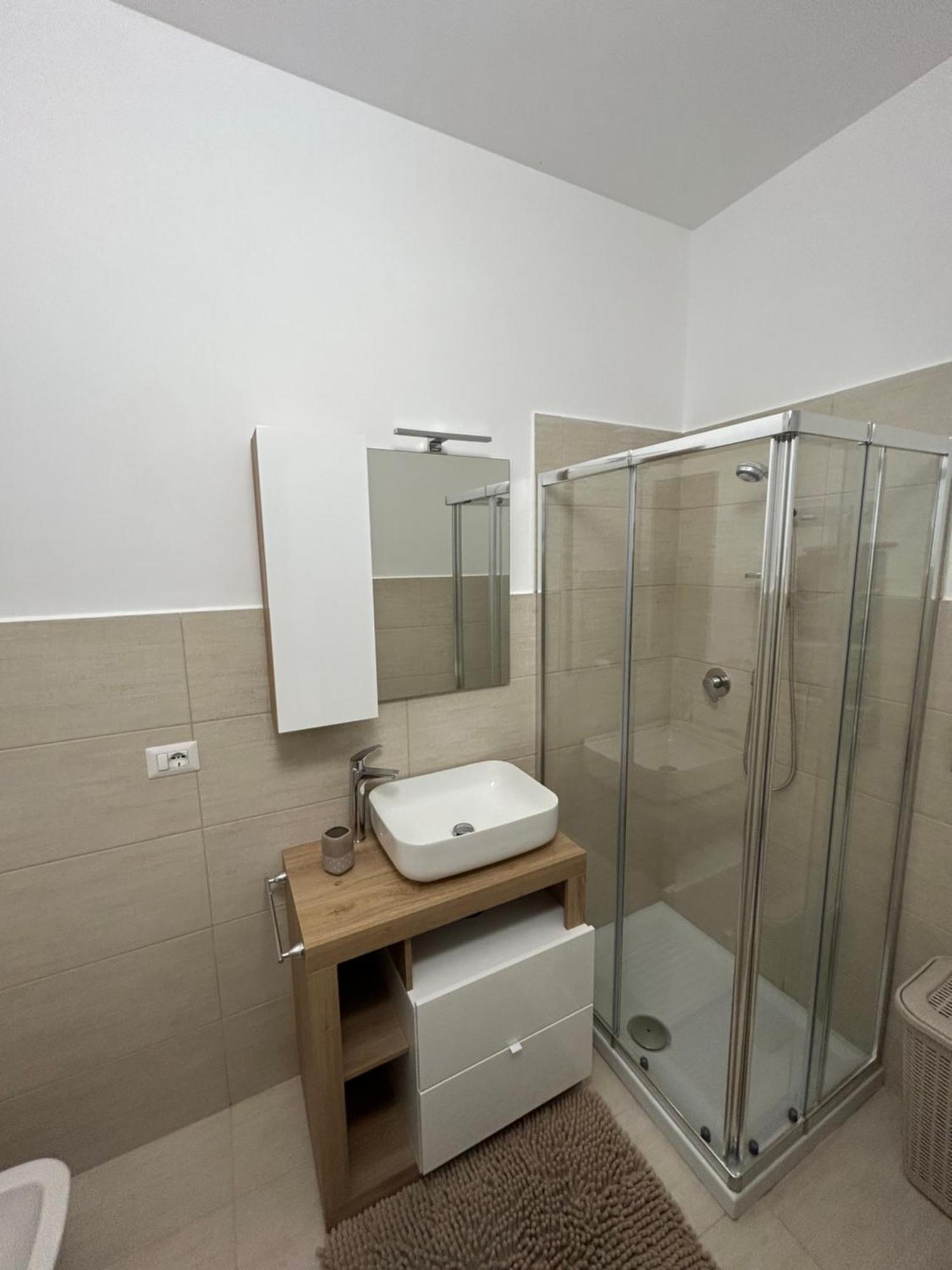 Fly & Stay Apartments Fiumicino Ngoại thất bức ảnh