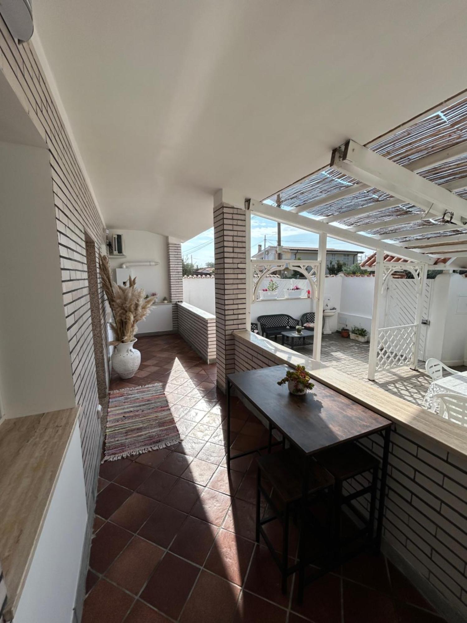 Fly & Stay Apartments Fiumicino Ngoại thất bức ảnh